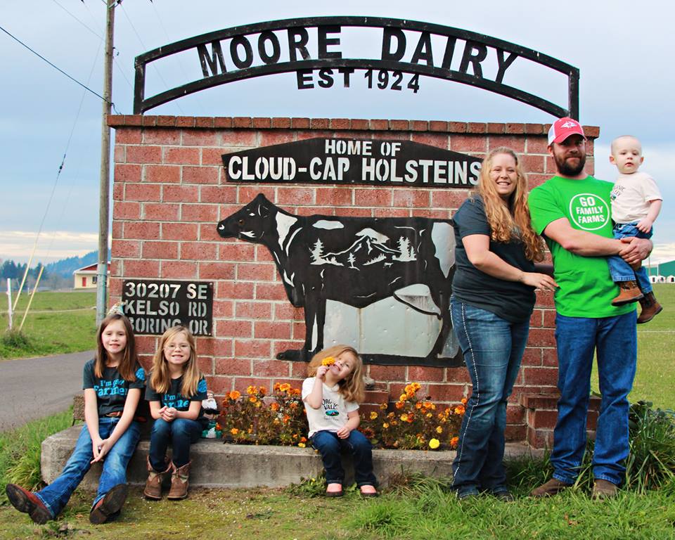 30 Days of Dairy: Melissa Collman an organic dairy farmer from Oregon!